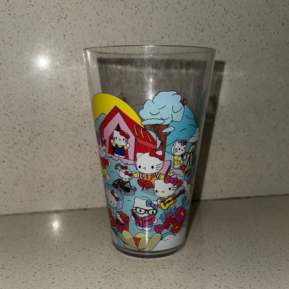 OBO! Hello Kitty and Snoopy McDonald’s Cup!